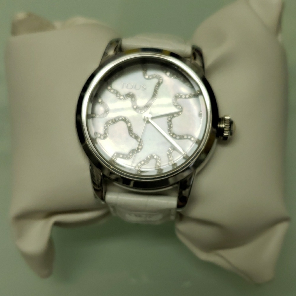 TOUS Watch - Picture 2 of 4